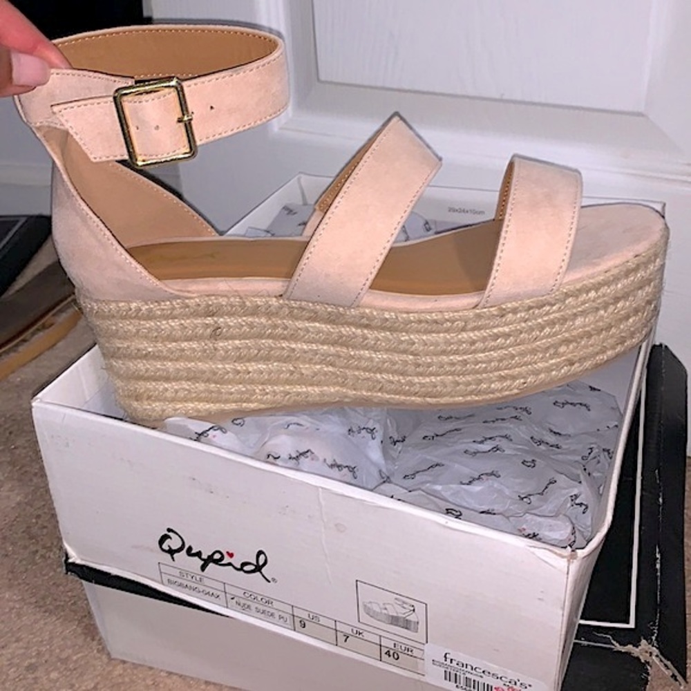 PLATFORM SANDALS
